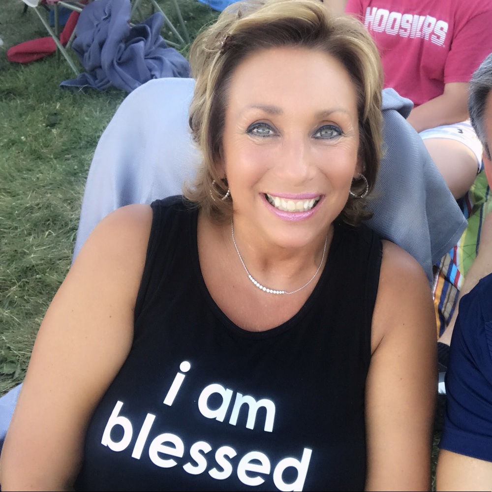 Meet your Posher, Linda